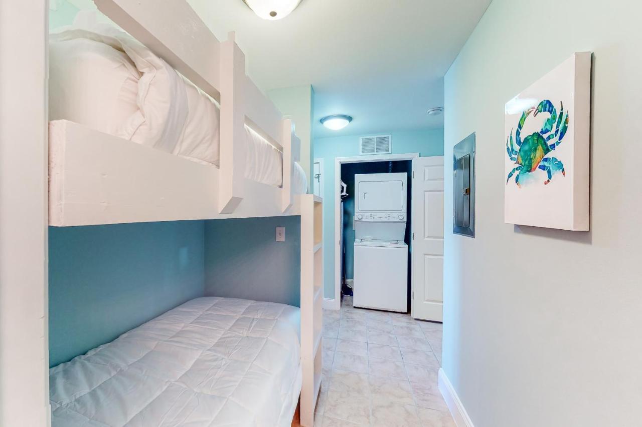 Laketown Wharf Iii Holiday home *